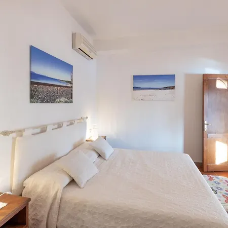 Antonina פורטו רוטונדו