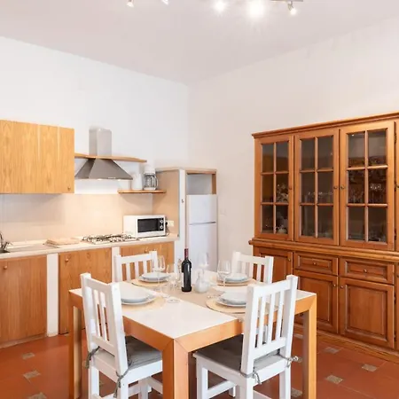 בית נופש Antonina פורטו רוטונדו