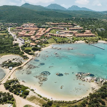 Antonina * Porto Rotondo